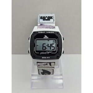 Freestyle Shark Week Clip Night Vision Surf Digi Watch Great White New Battery